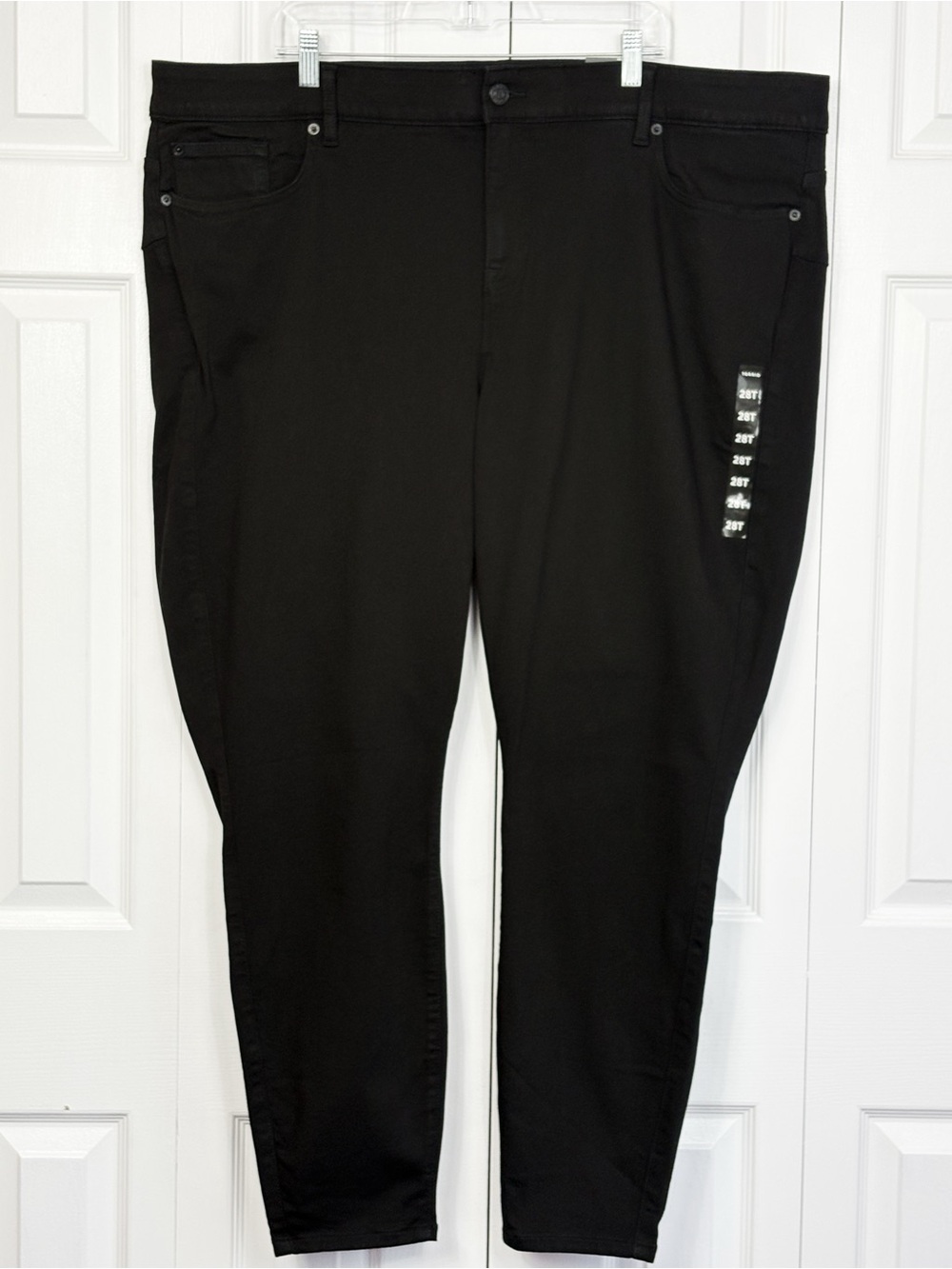 NWT Torrid Black Premium Stretch Denim Bombshell Skinny Jeans 28 Tall
